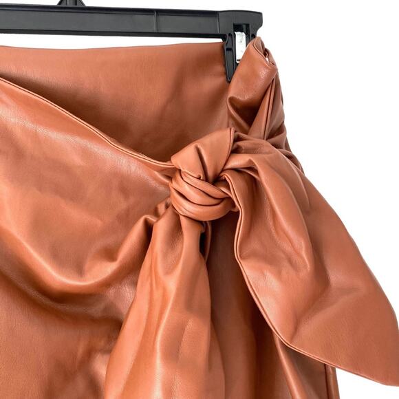 Eloquii Faux Leather Brown Cognac Wrap Skirt NWTs size 14 - Picture 3 of 6
